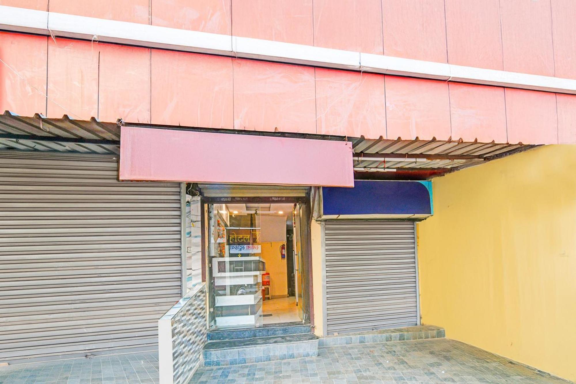 Super Hotel O Hanuman Naka Ujjain Formerly Krishna Palace Ngoại thất bức ảnh