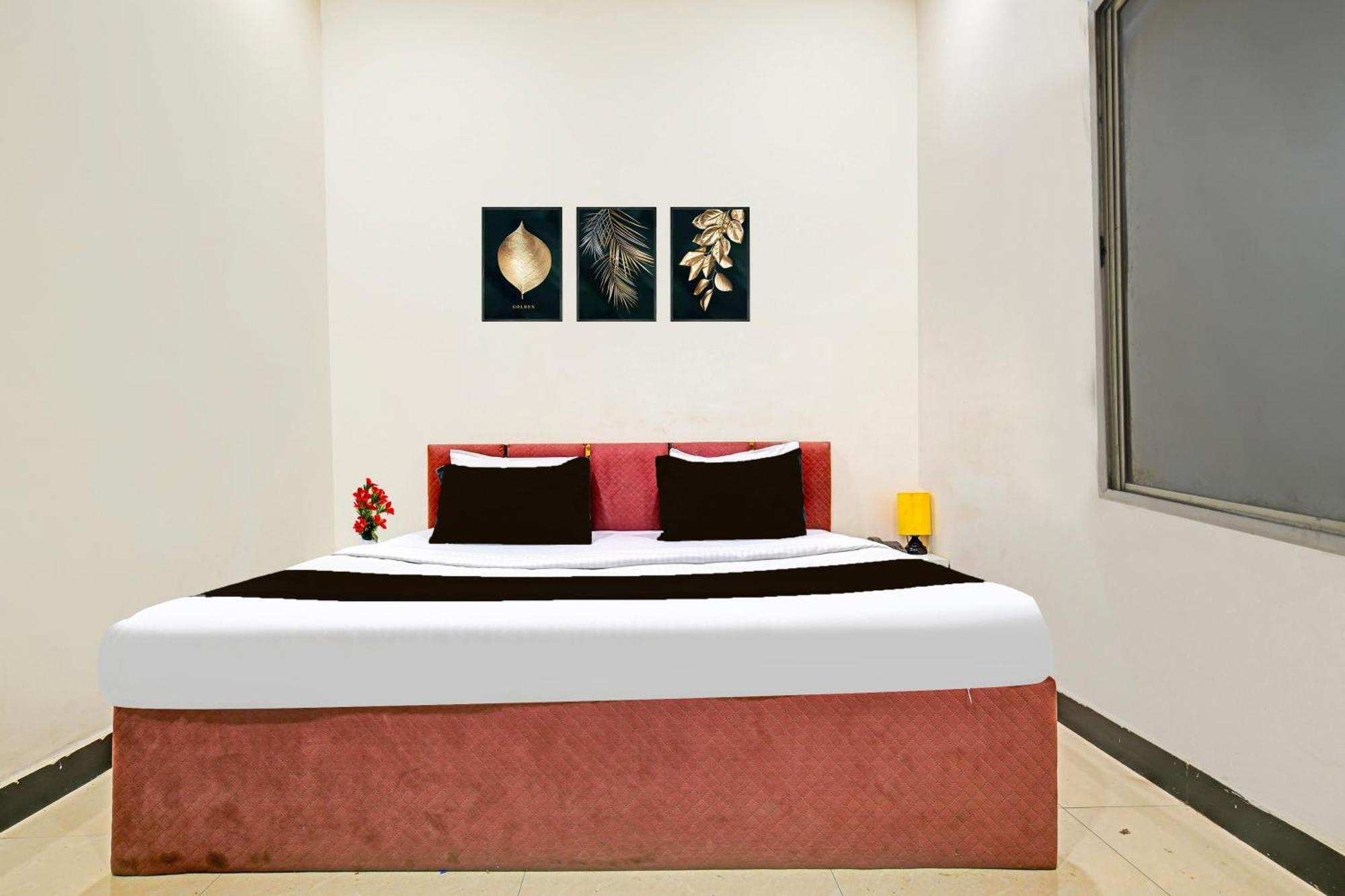 Super Hotel O Hanuman Naka Ujjain Formerly Krishna Palace Ngoại thất bức ảnh
