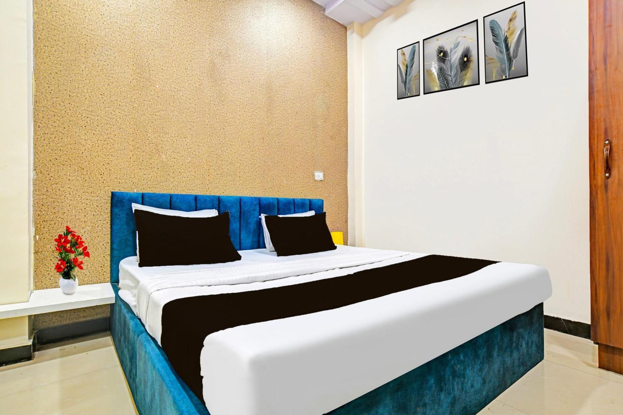 Super Hotel O Hanuman Naka Ujjain Formerly Krishna Palace Ngoại thất bức ảnh